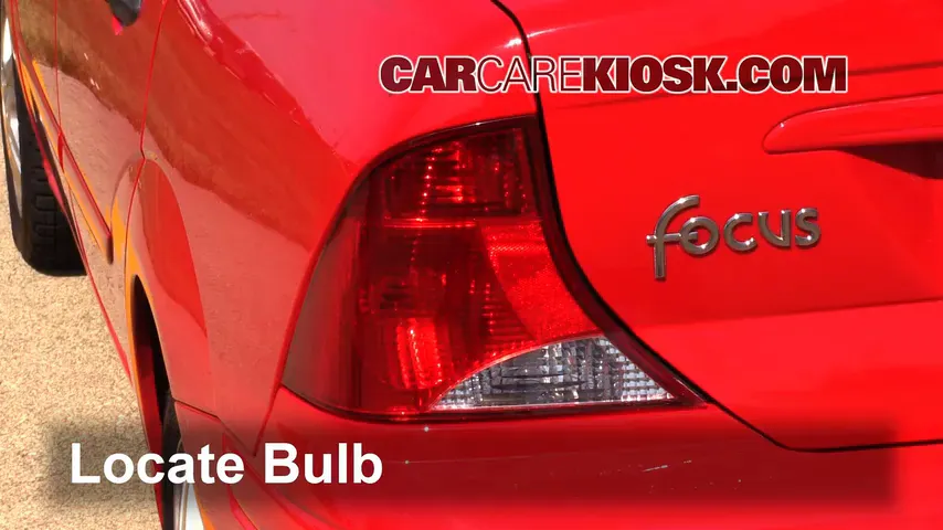 2004 Ford Focus ZTS 2.3L 4 Cyl. Lights